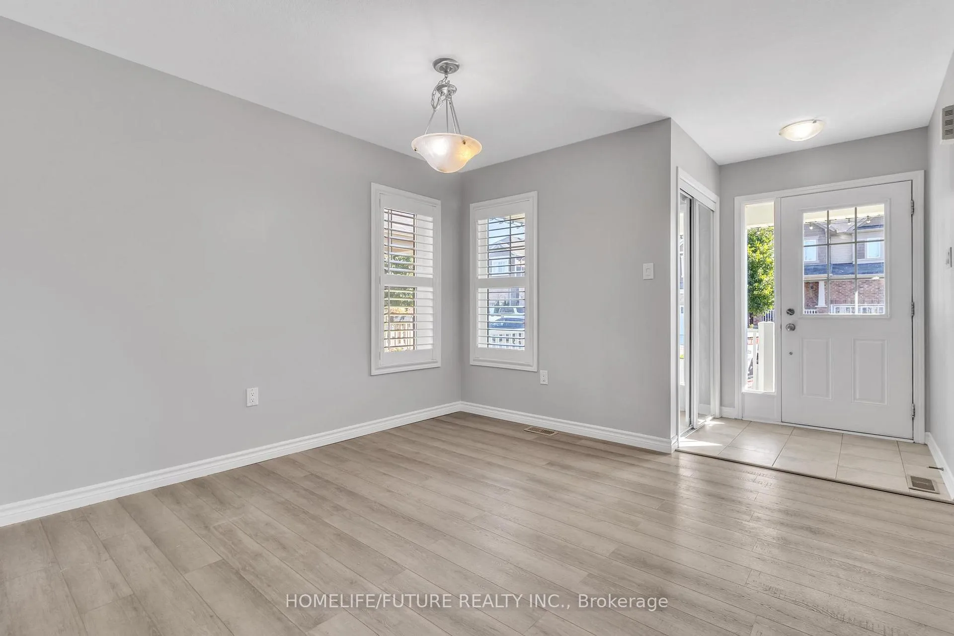 Photo 5 of 29 Blue Oak Street, Kitchener, Rosenburg — HOMEH