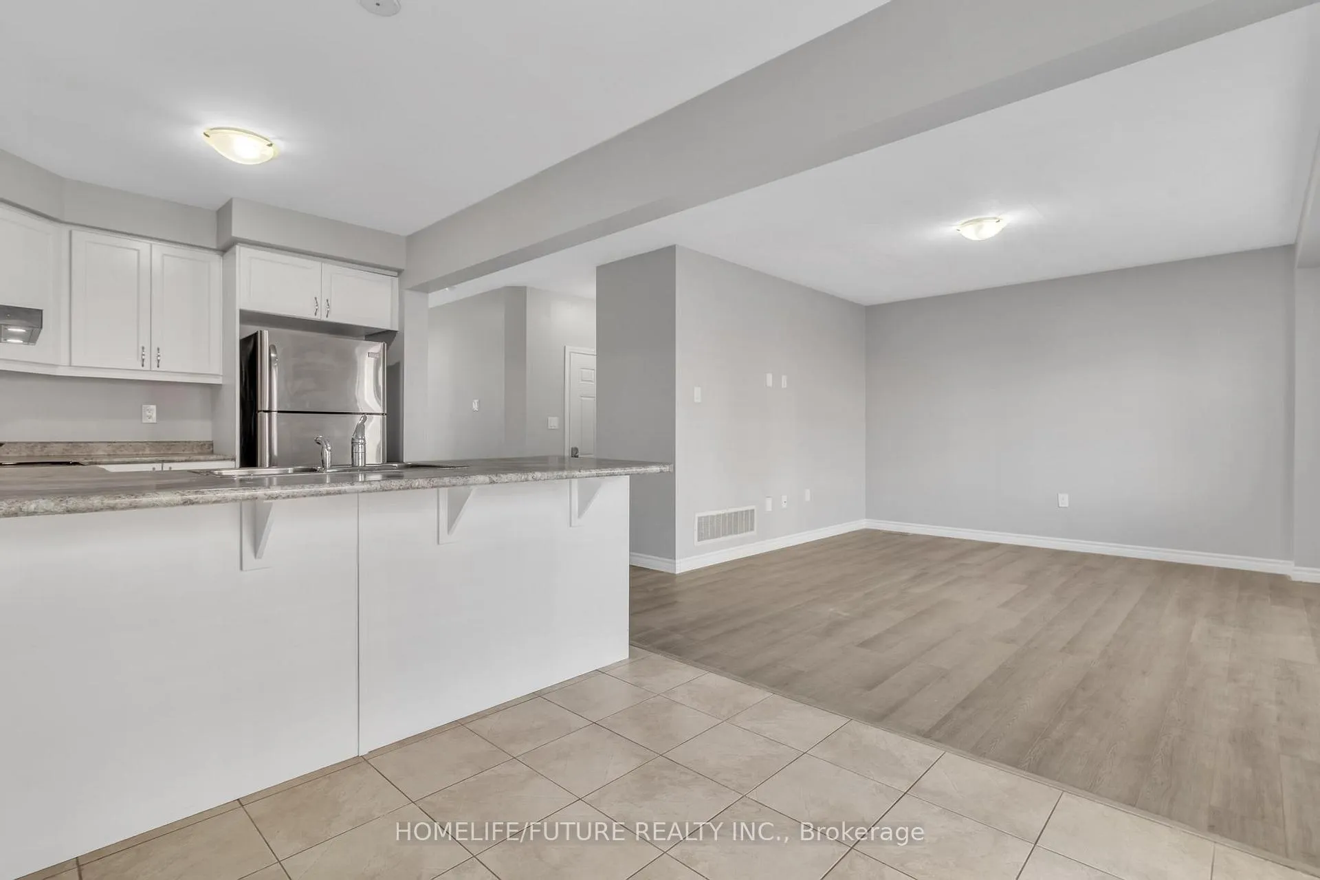 Photo 12 of 29 Blue Oak Street, Kitchener, Rosenburg — HOMEH