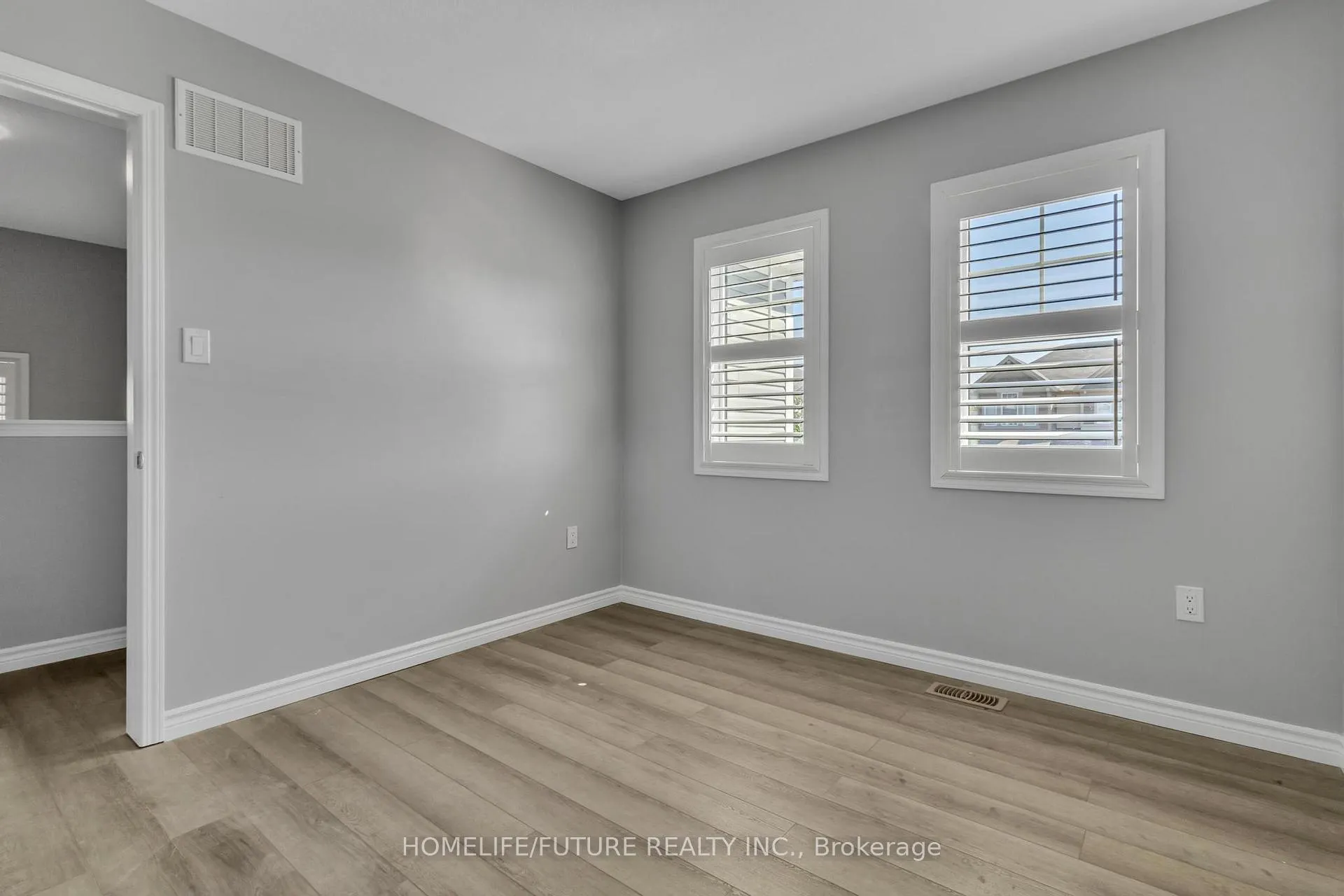 Photo 15 of 29 Blue Oak Street, Kitchener, Rosenburg — HOMEH