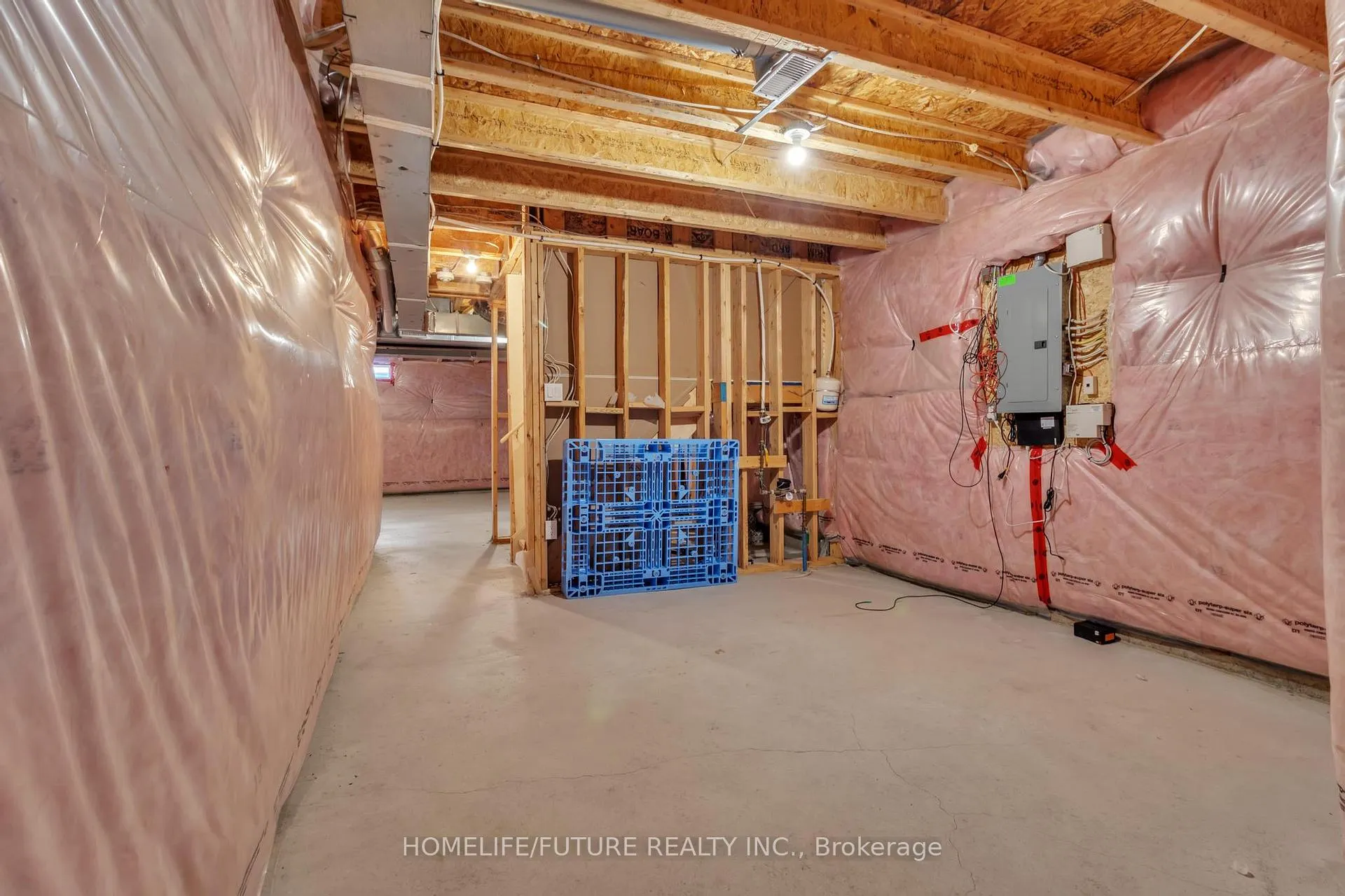 Photo 32 of 29 Blue Oak Street, Kitchener, Rosenburg — HOMEH