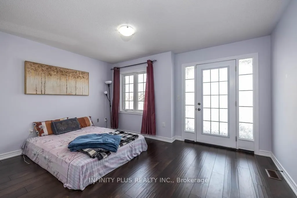 Photo 24 of 13 Buchanan Crescent, Brampton, Credit Valley — HOMEH