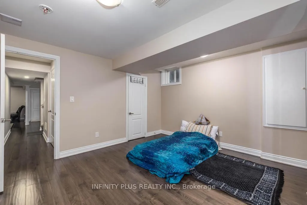 Photo 30 of 13 Buchanan Crescent, Brampton, Credit Valley — HOMEH