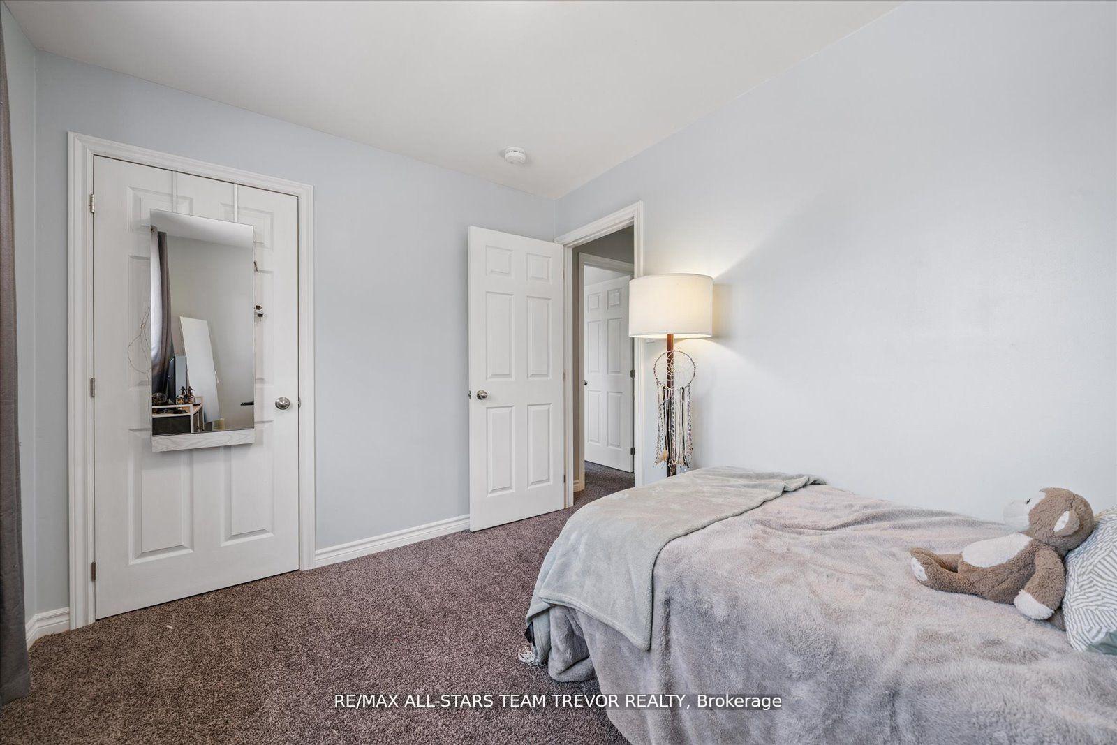 Photo 30 of 207 Biscayne Boulevard, Georgina, Keswick South — HOMEH
