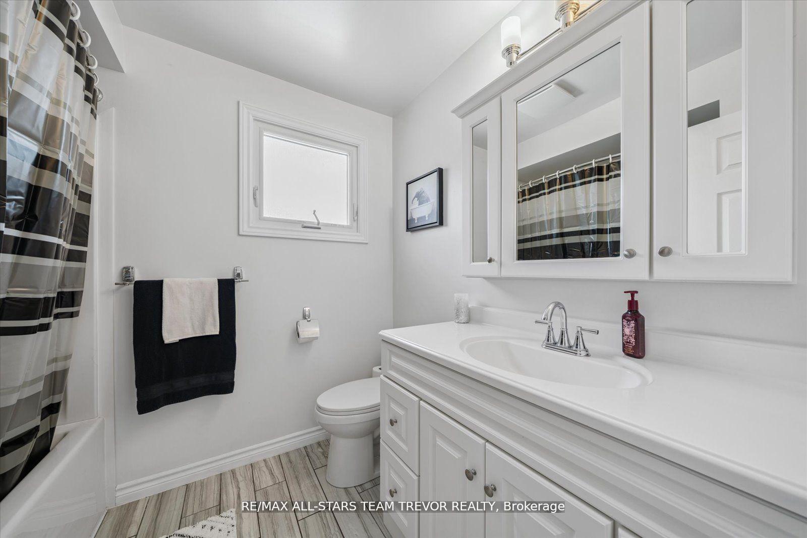 Photo 35 of 207 Biscayne Boulevard, Georgina, Keswick South — HOMEH