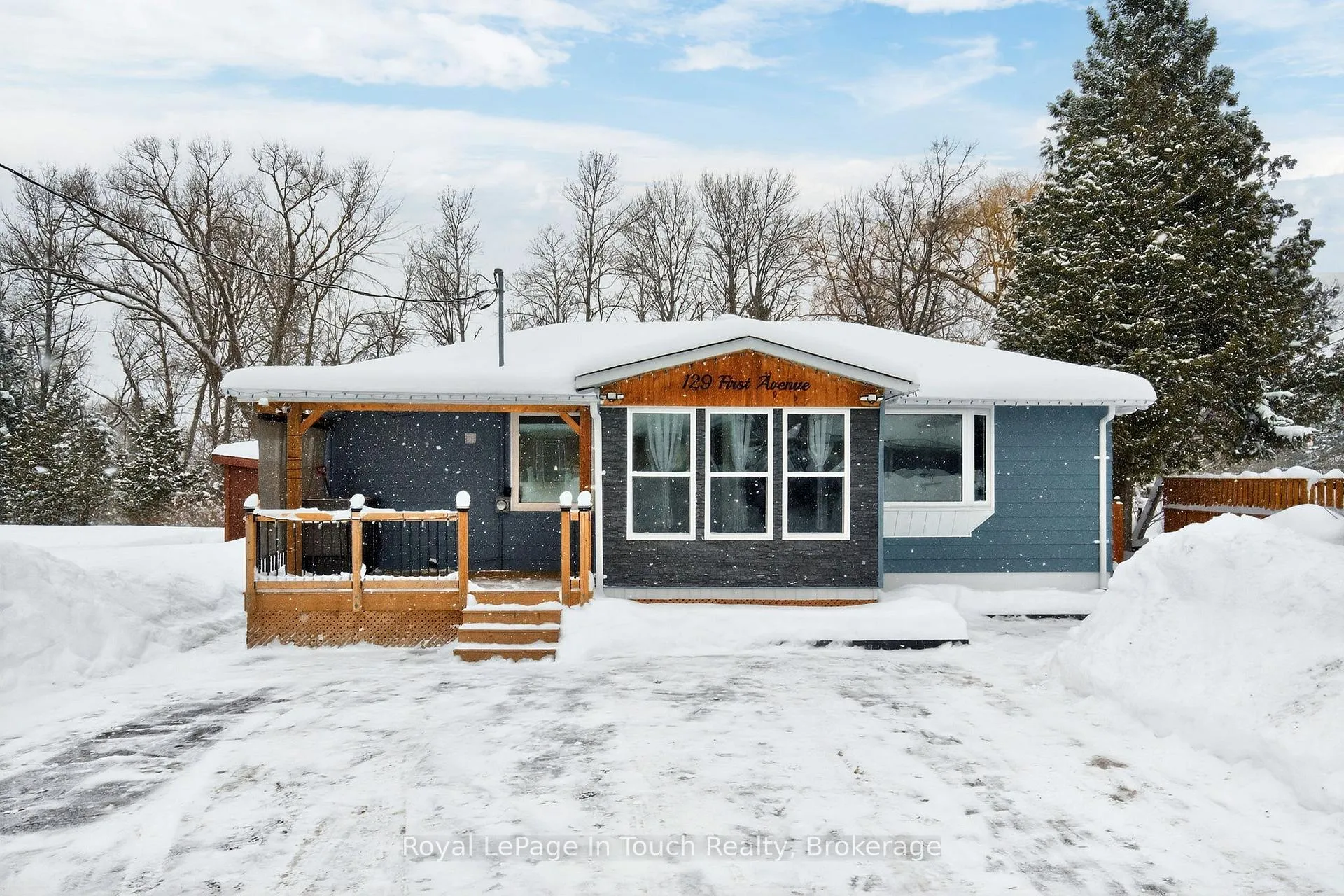 Photo 1 of 129 First Avenue, Tay, Port McNicoll — HOMEH