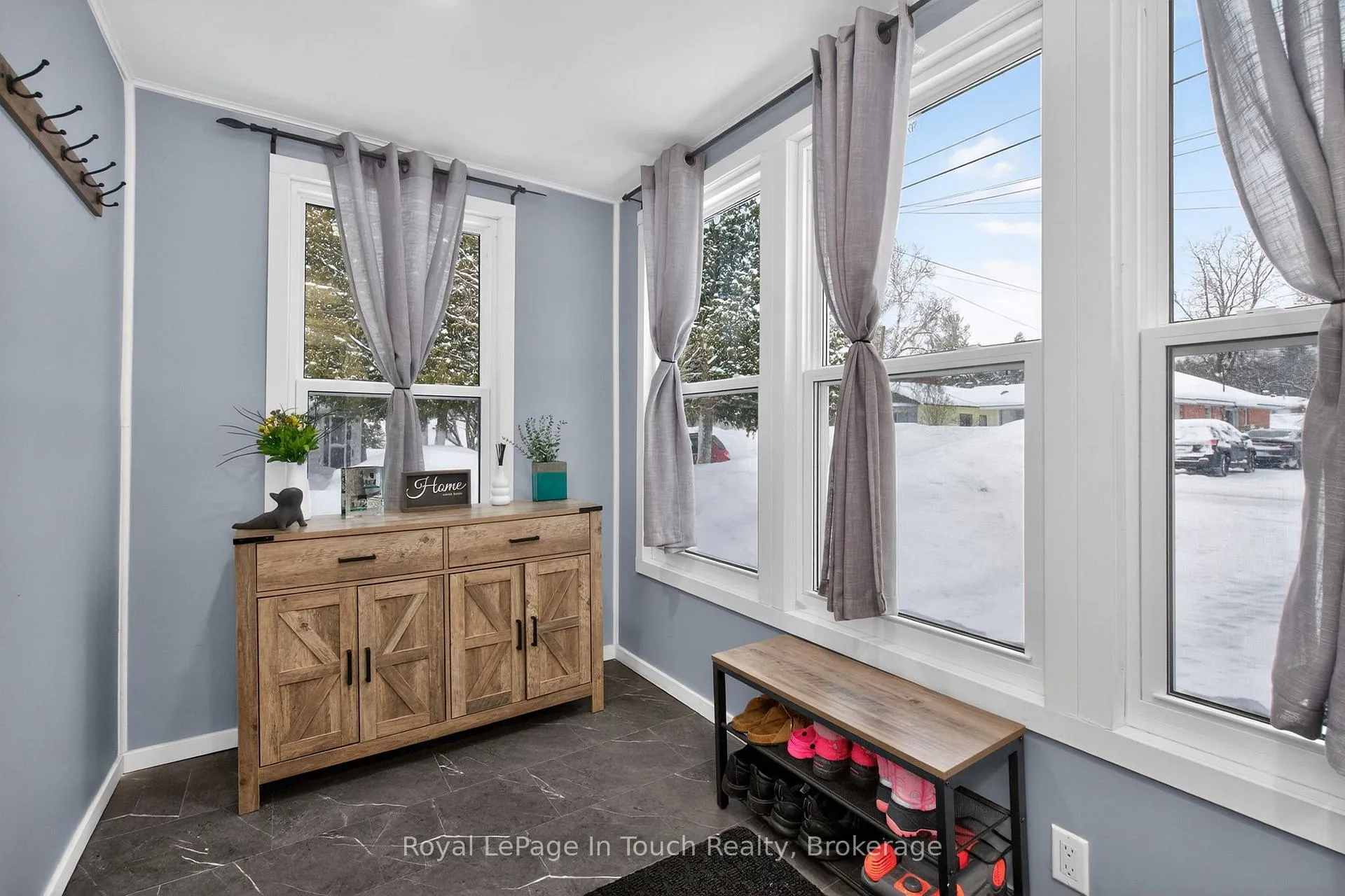 Photo 4 of 129 First Avenue, Tay, Port McNicoll — HOMEH