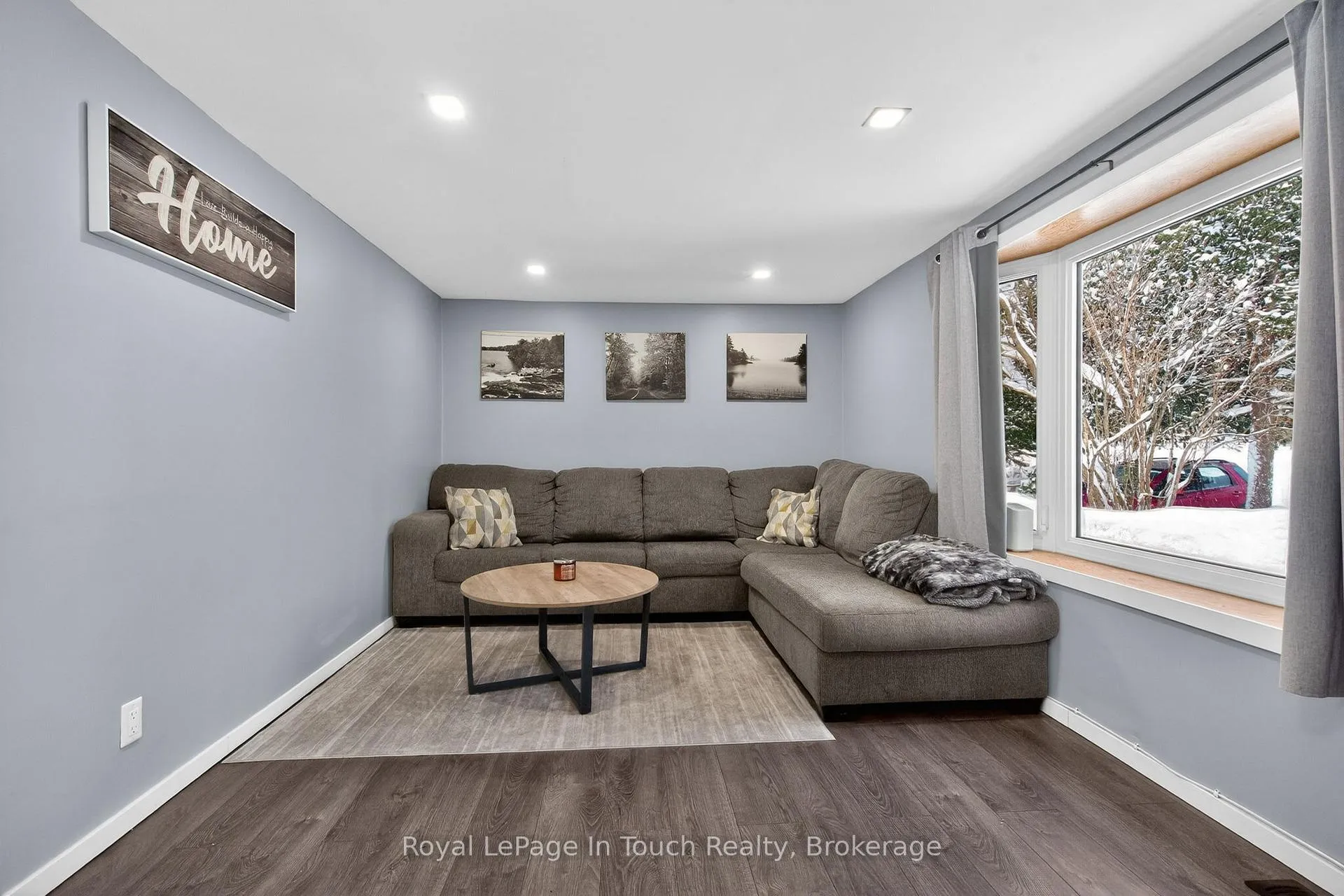 Photo 9 of 129 First Avenue, Tay, Port McNicoll — HOMEH
