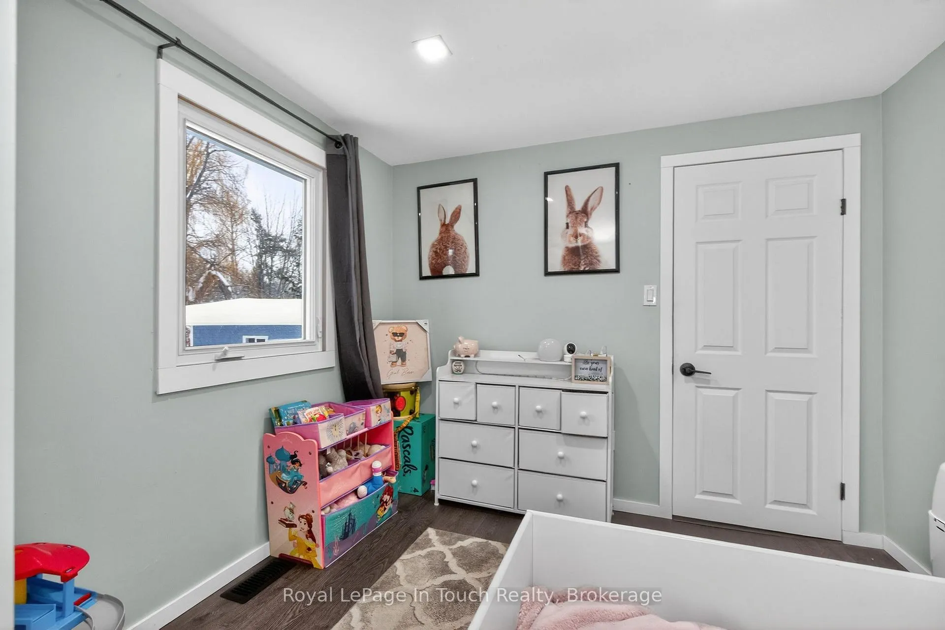 Photo 15 of 129 First Avenue, Tay, Port McNicoll — HOMEH