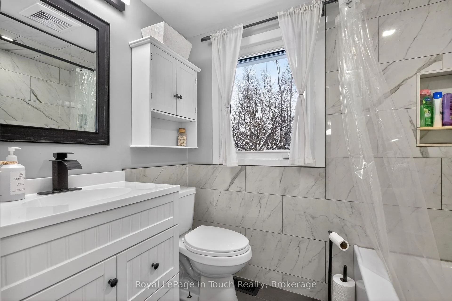 Photo 16 of 129 First Avenue, Tay, Port McNicoll — HOMEH