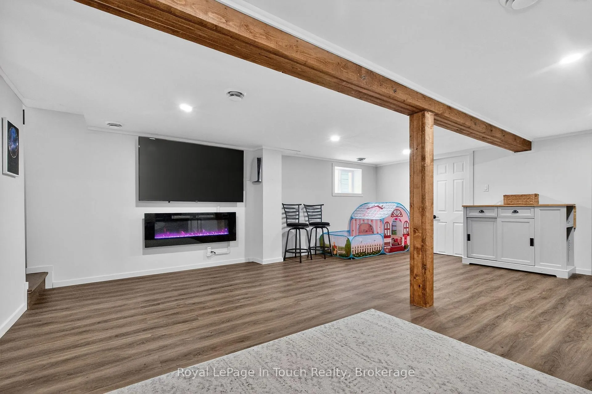 Photo 19 of 129 First Avenue, Tay, Port McNicoll — HOMEH