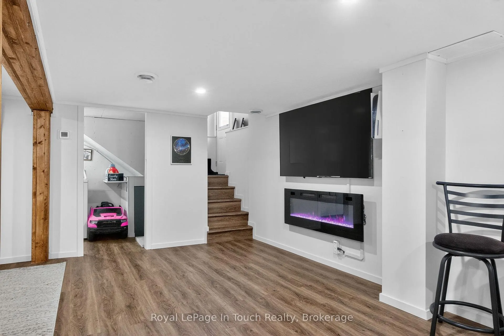 Photo 22 of 129 First Avenue, Tay, Port McNicoll — HOMEH