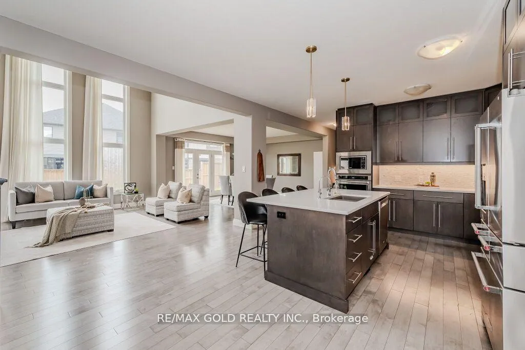 Photo 8 of 913 River Ridge Court, Kitchener — HOMEH