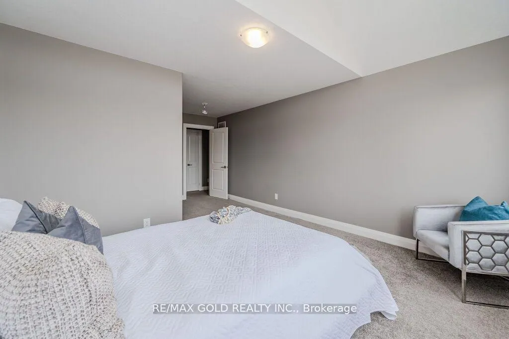 Photo 22 of 913 River Ridge Court, Kitchener — HOMEH