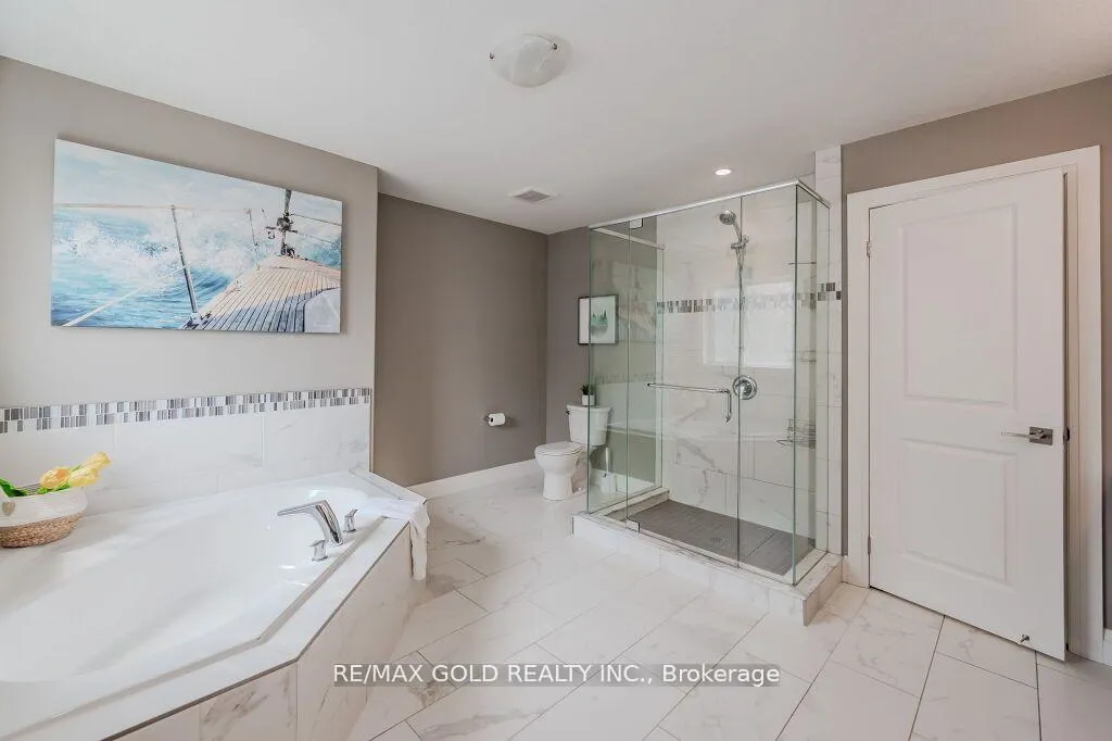 Photo 35 of 913 River Ridge Court, Kitchener — HOMEH