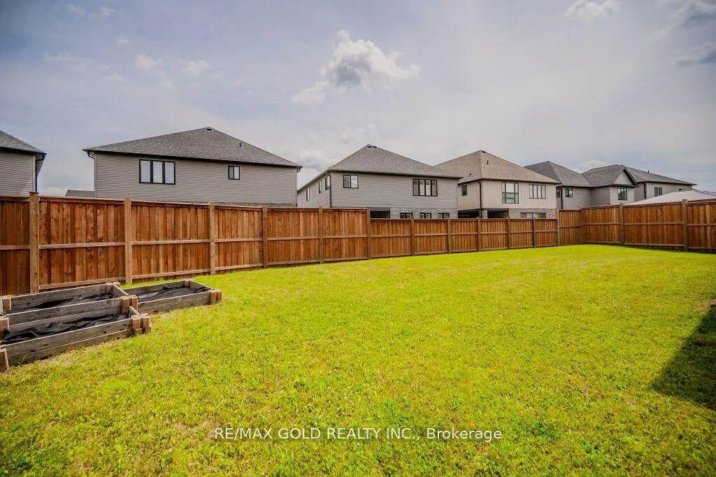Photo 36 of 913 River Ridge Court, Kitchener — HOMEH