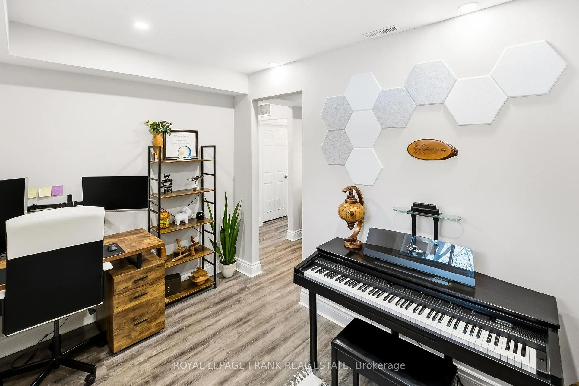 Photo 40 of 72 Lowder Place, Whitby, Blue Grass Meadows — HOMEH