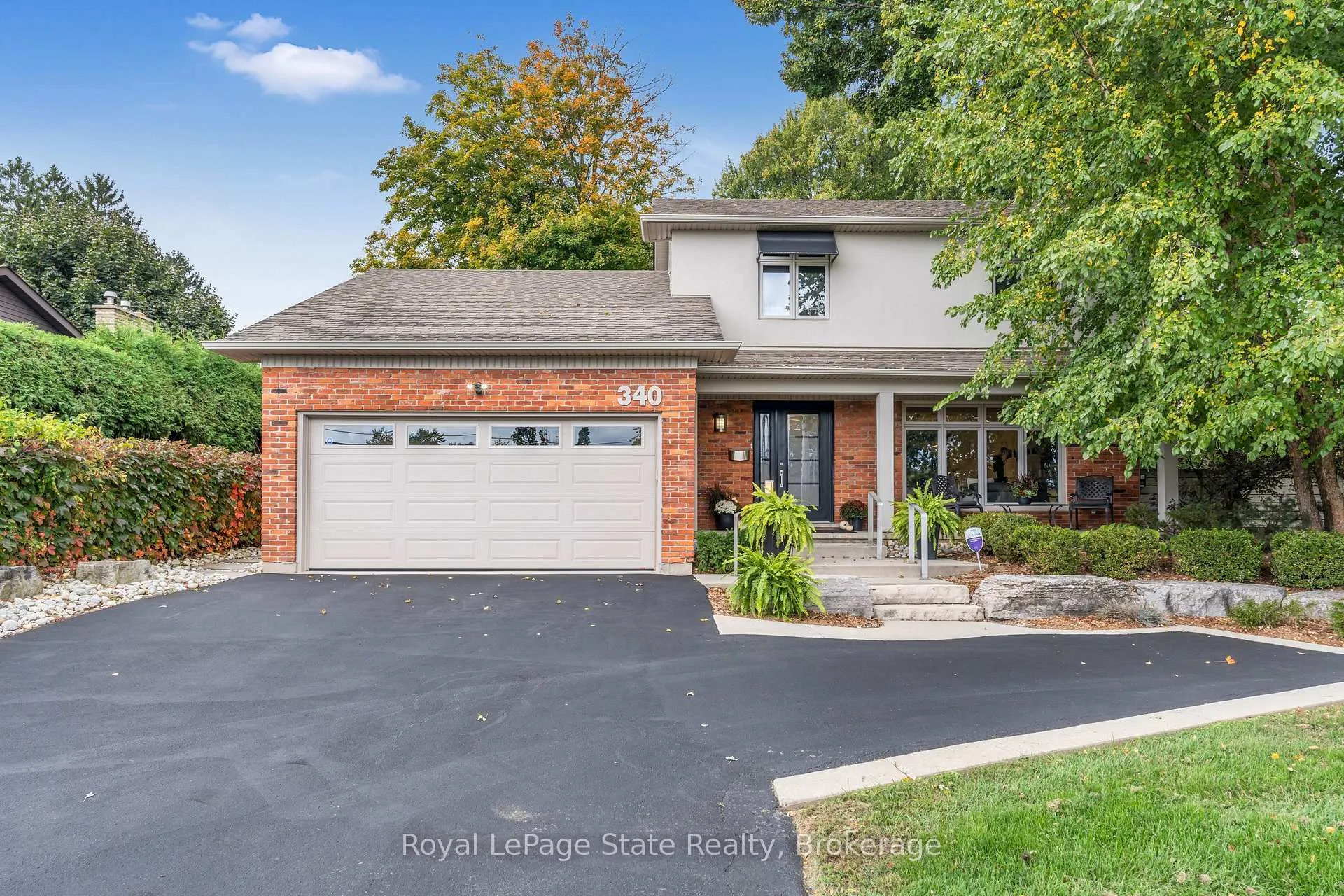Photo 3 of 340 Southcote Road, Hamilton, Ancaster — HOMEH