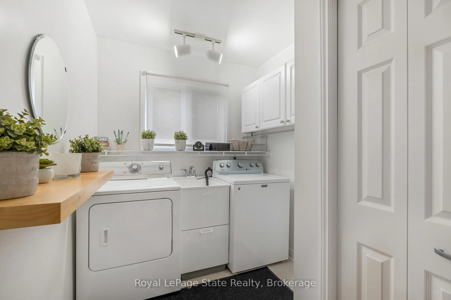 Photo 21 of 340 Southcote Road, Hamilton, Ancaster — HOMEH