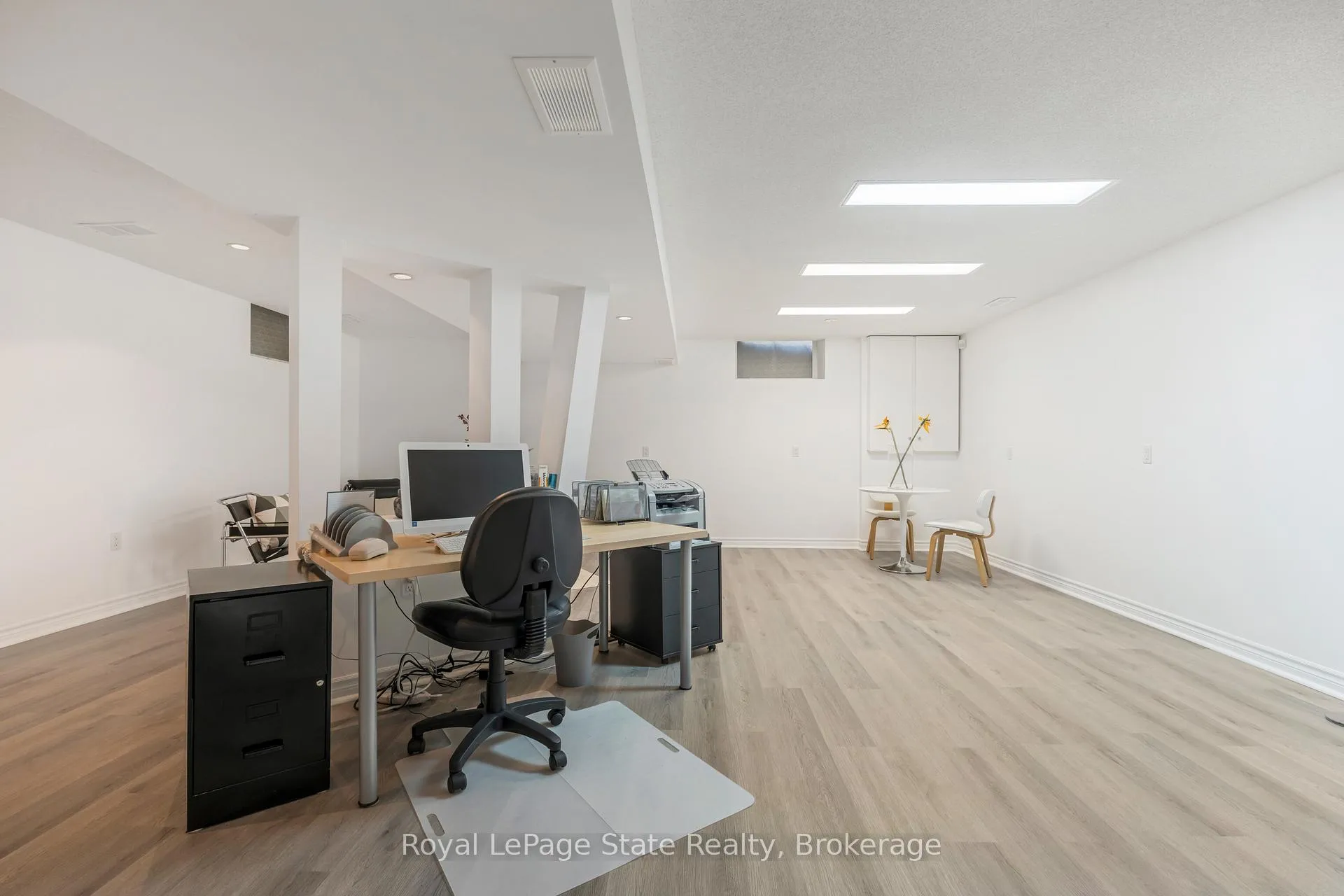 Photo 35 of 340 Southcote Road, Hamilton, Ancaster — HOMEH