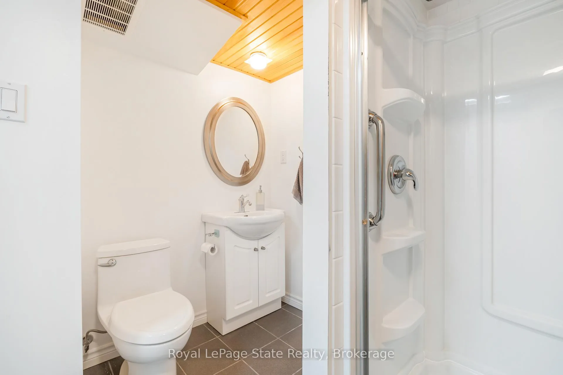 Photo 37 of 340 Southcote Road, Hamilton, Ancaster — HOMEH