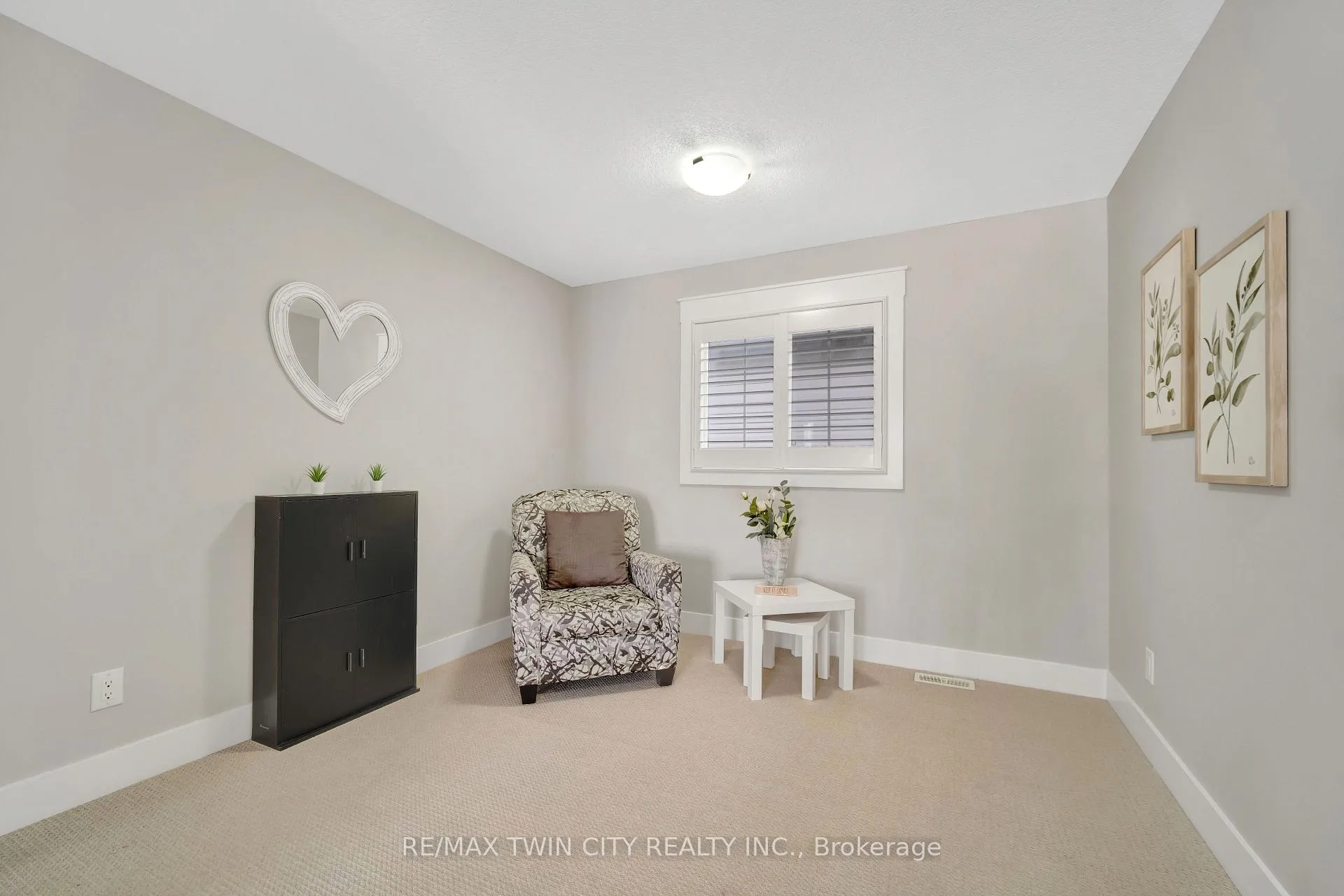 Photo 21 of 900 Steepleridge Court, Kitchener — HOMEH
