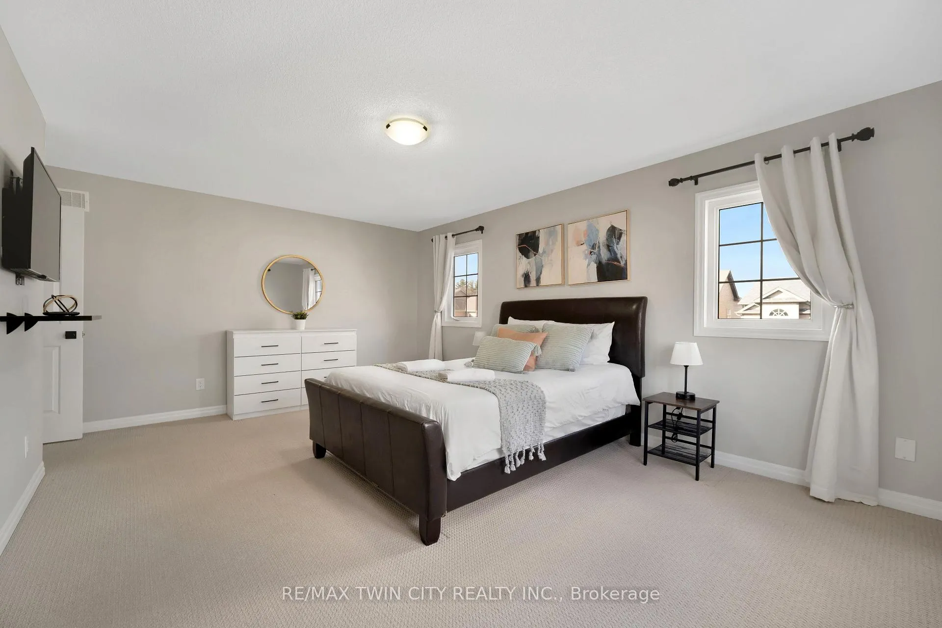 Photo 23 of 900 Steepleridge Court, Kitchener — HOMEH