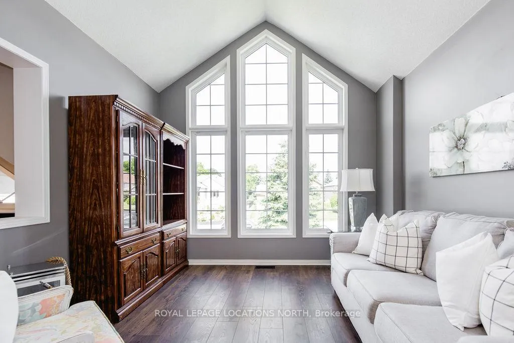 Photo 9 of 14 Cranberry Heights, Wasaga Beach — HOMEH