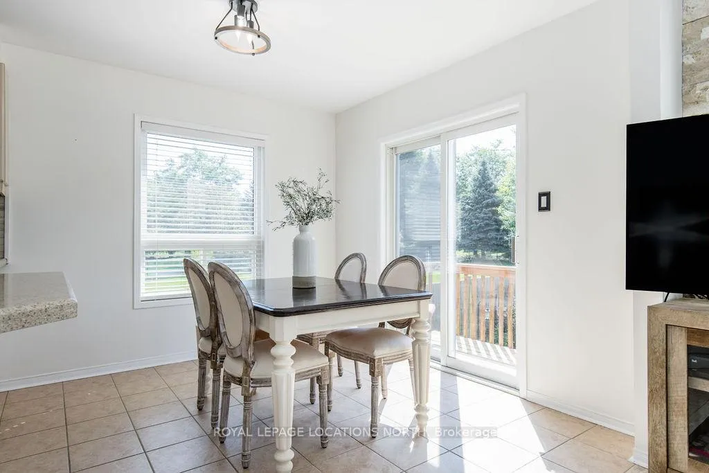 Photo 11 of 14 Cranberry Heights, Wasaga Beach — HOMEH