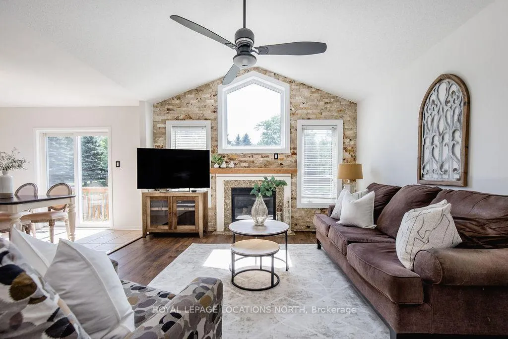 Photo 20 of 14 Cranberry Heights, Wasaga Beach — HOMEH