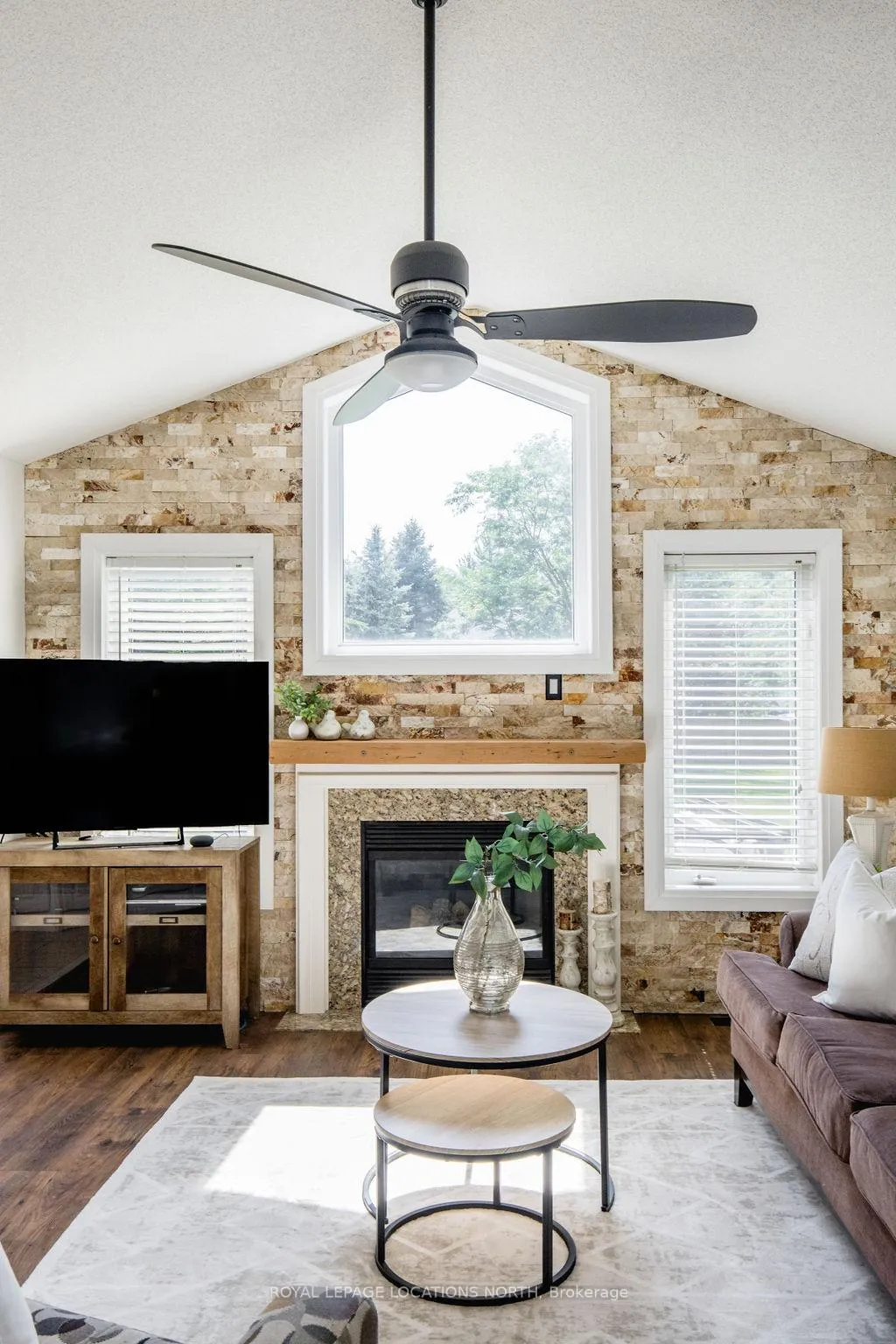 Photo 21 of 14 Cranberry Heights, Wasaga Beach — HOMEH