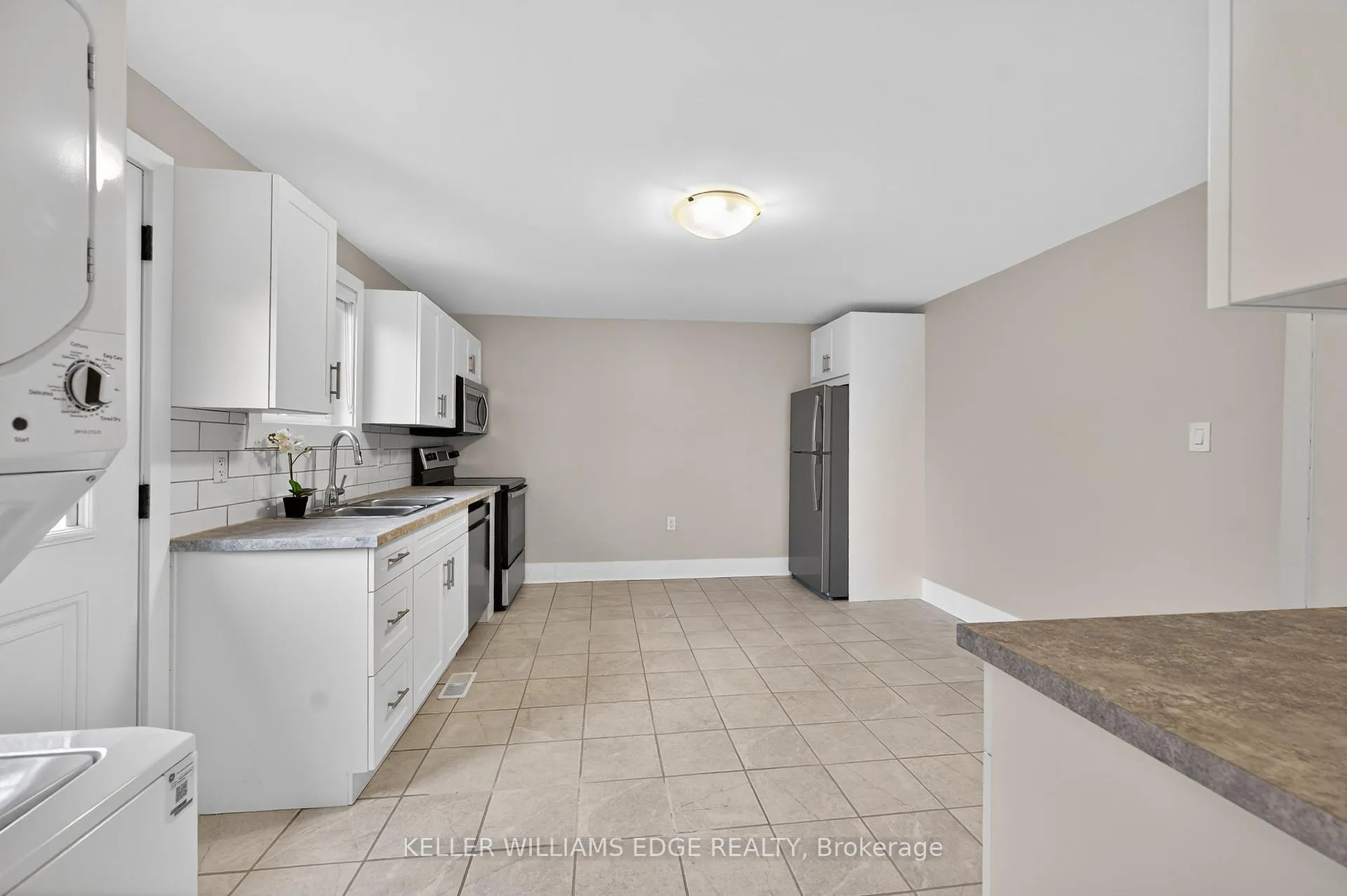 Photo 12 of 56 Division Street, St. Catharines, E. Chester — HOMEH
