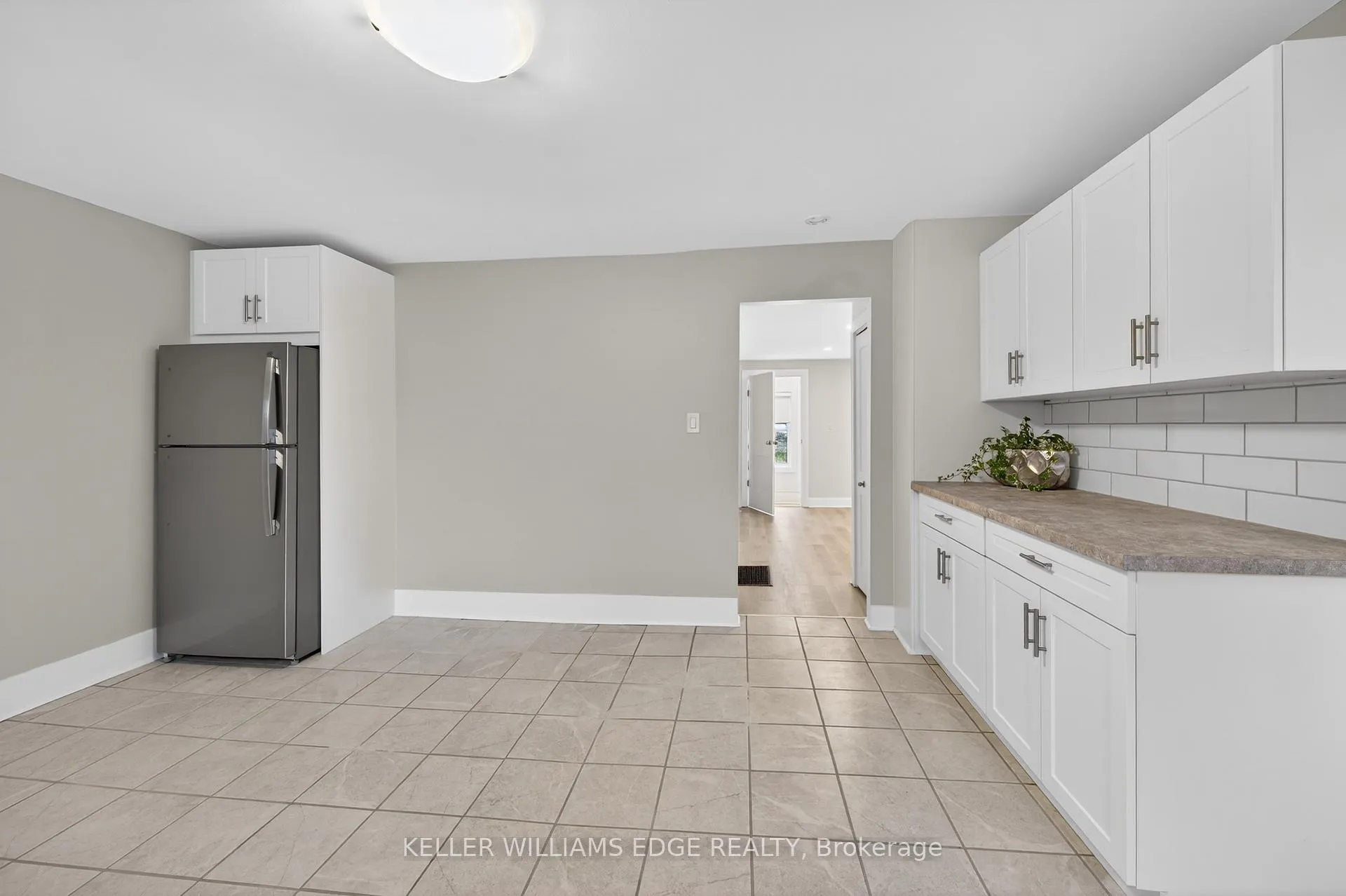 Photo 13 of 56 Division Street, St. Catharines, E. Chester — HOMEH