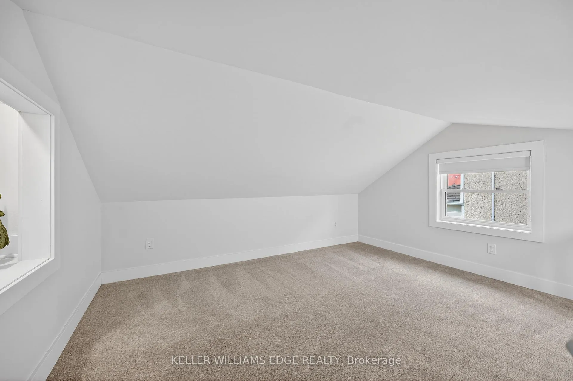 Photo 23 of 56 Division Street, St. Catharines, E. Chester — HOMEH