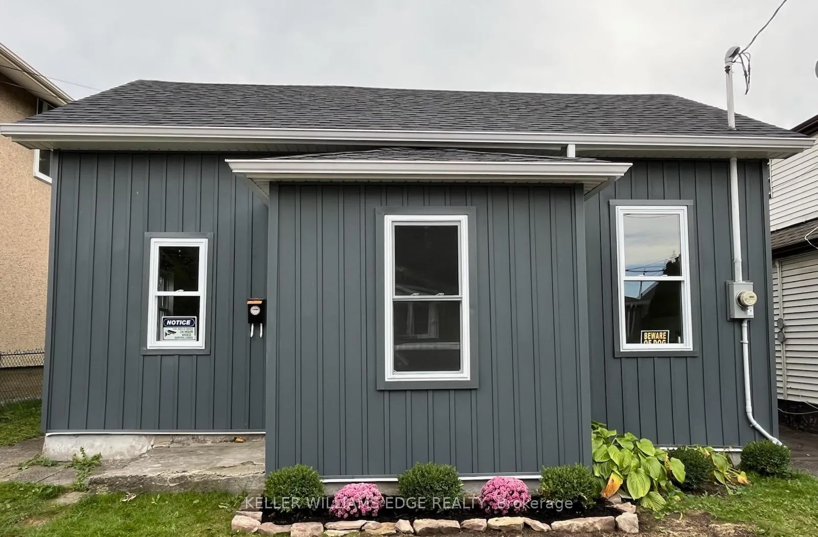 Photo 32 of 56 Division Street, St. Catharines, E. Chester — HOMEH