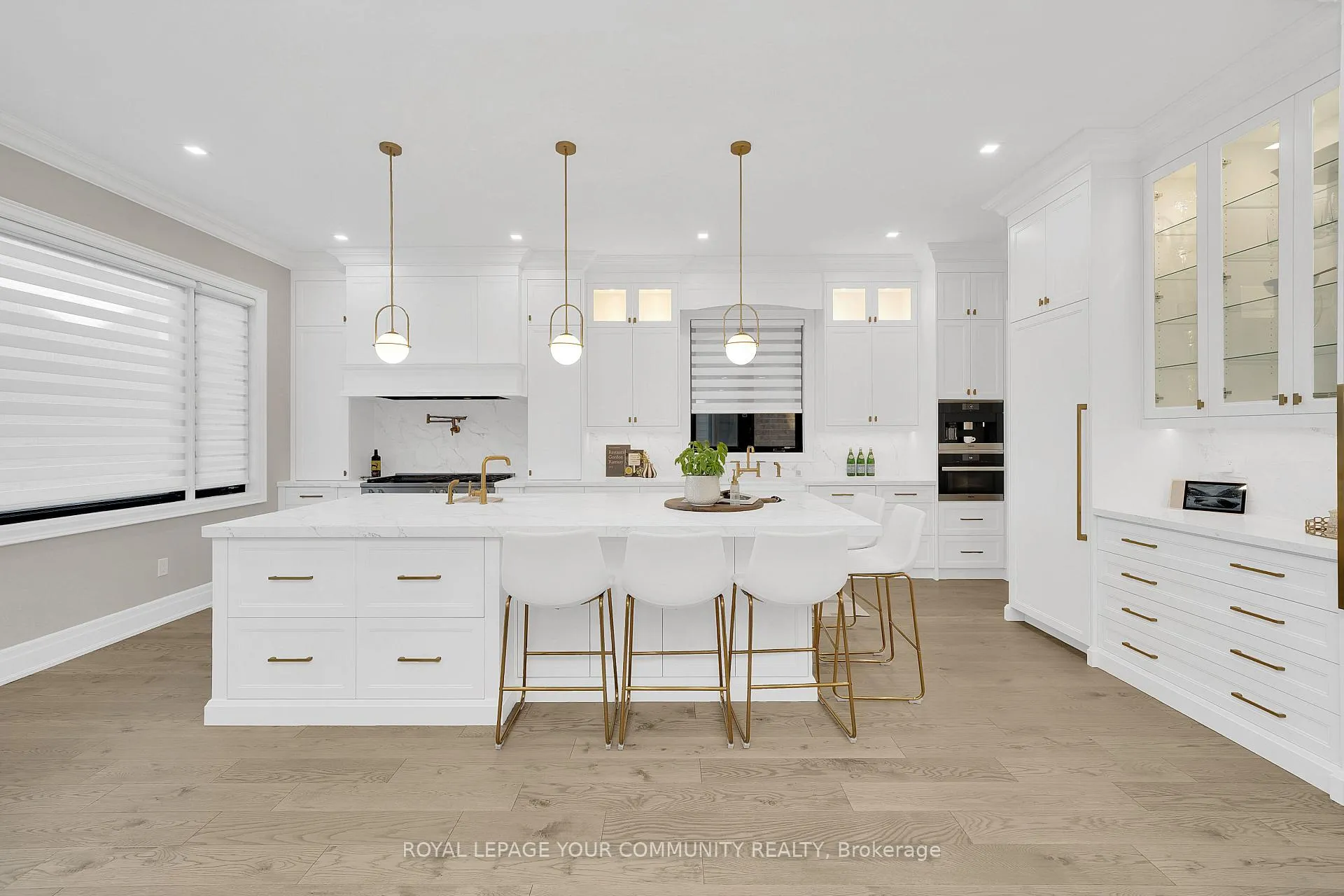 Photo 10 of 64 Deerhaven Crescent, Vaughan, Vellore Village — HOMEH