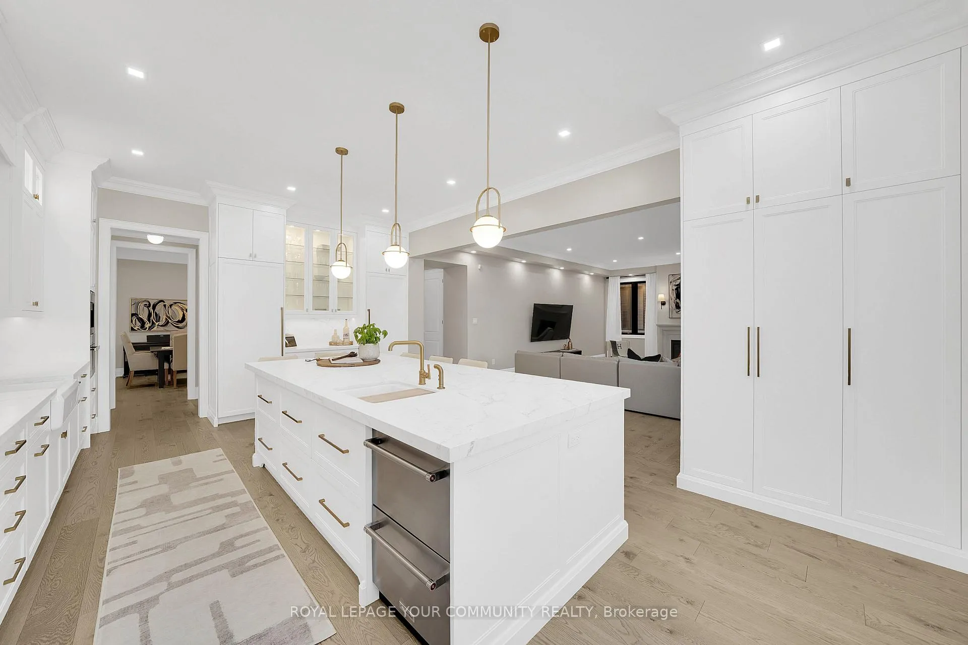 Photo 16 of 64 Deerhaven Crescent, Vaughan, Vellore Village — HOMEH