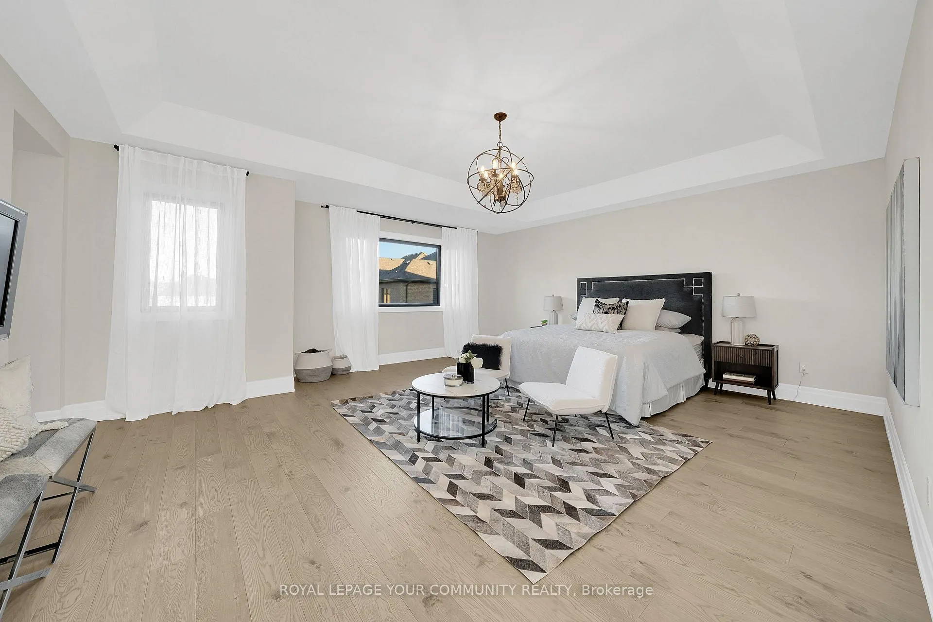Photo 23 of 64 Deerhaven Crescent, Vaughan, Vellore Village — HOMEH