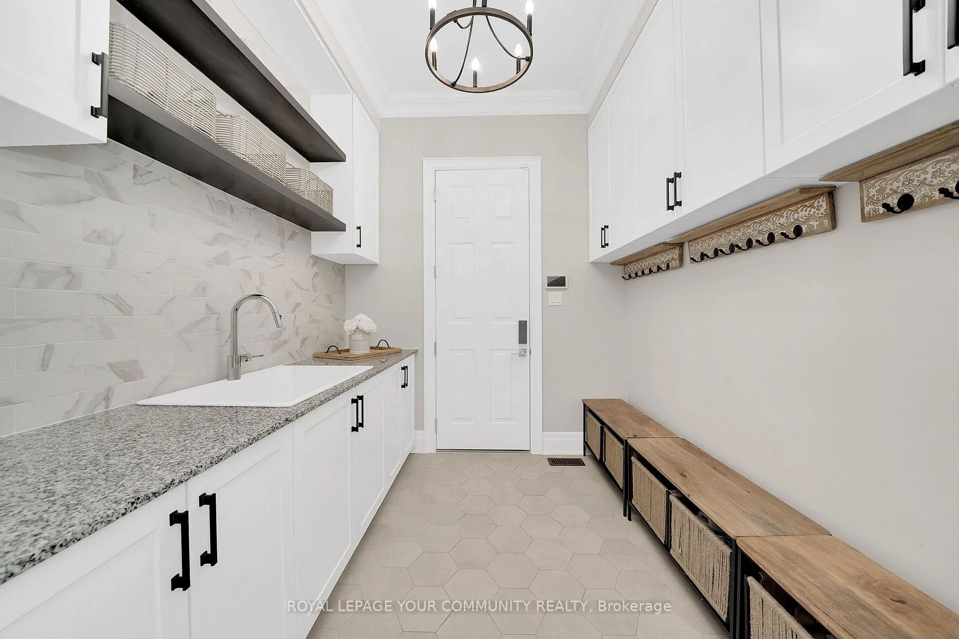 Photo 34 of 64 Deerhaven Crescent, Vaughan, Vellore Village — HOMEH