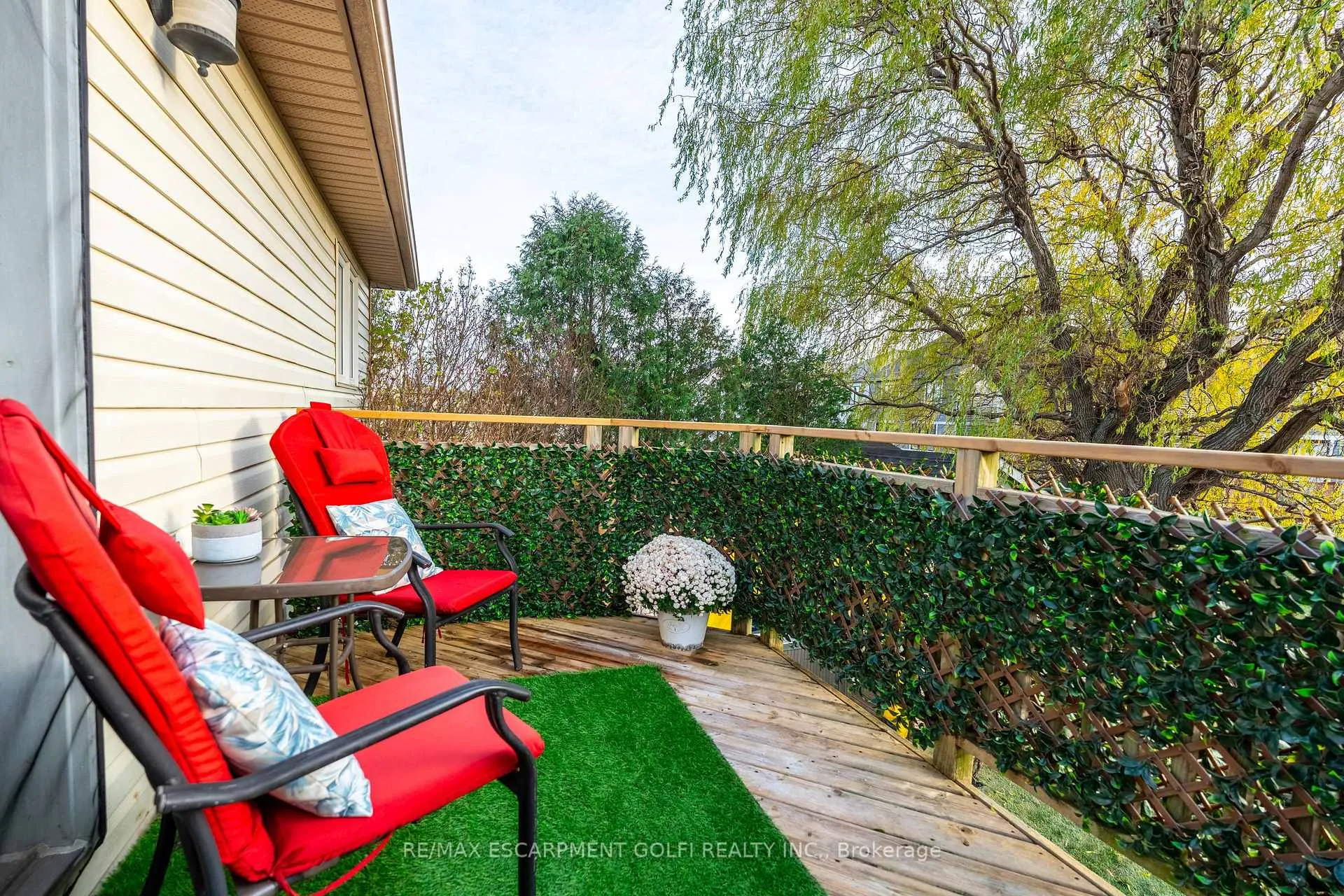 Photo 30 of 39 Spitfire Drive, Hamilton, Mount Hope — HOMEH