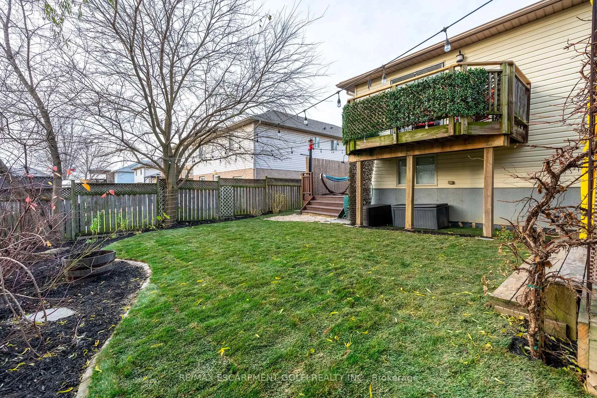 Photo 34 of 39 Spitfire Drive, Hamilton, Mount Hope — HOMEH
