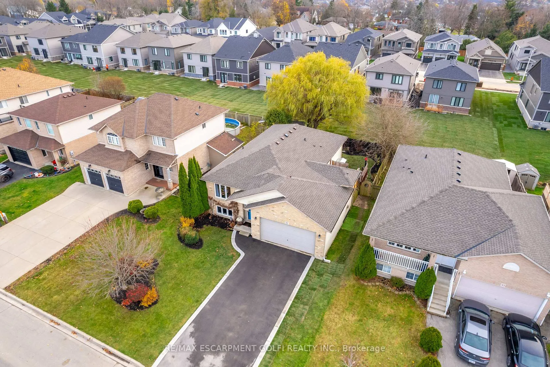 Photo 36 of 39 Spitfire Drive, Hamilton, Mount Hope — HOMEH