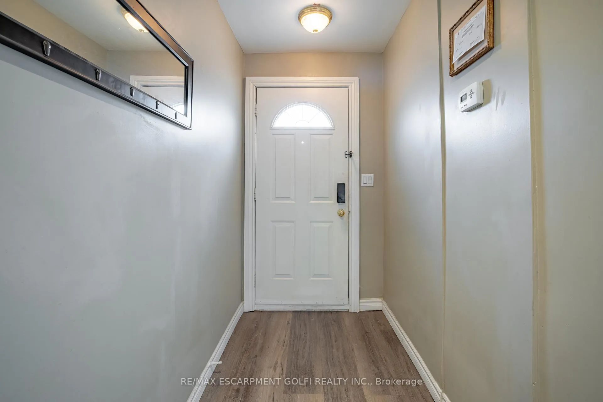 Photo 3 of 86 Whitney Avenue, Hamilton, Ainslie Wood — HOMEH