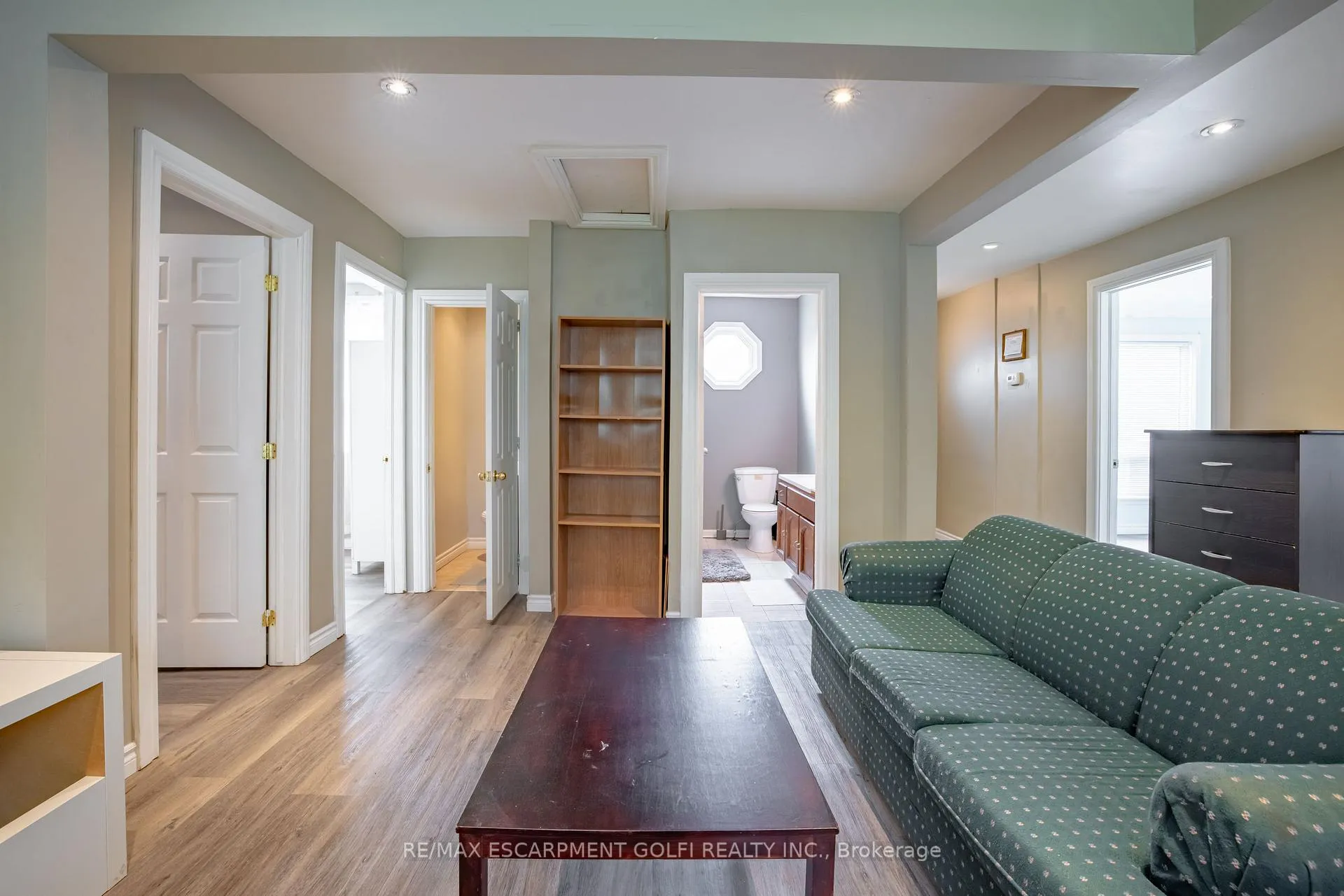 Photo 12 of 86 Whitney Avenue, Hamilton, Ainslie Wood — HOMEH