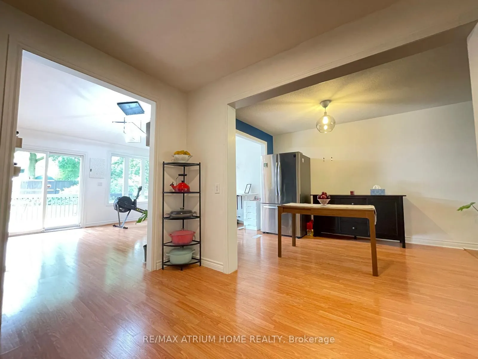 Photo 8 of 98 Janice Drive, Barrie, Sunnidale — HOMEH