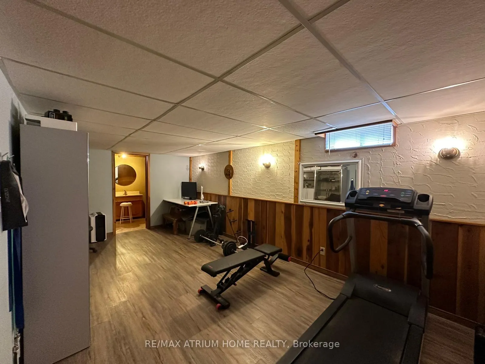 Photo 23 of 98 Janice Drive, Barrie, Sunnidale — HOMEH