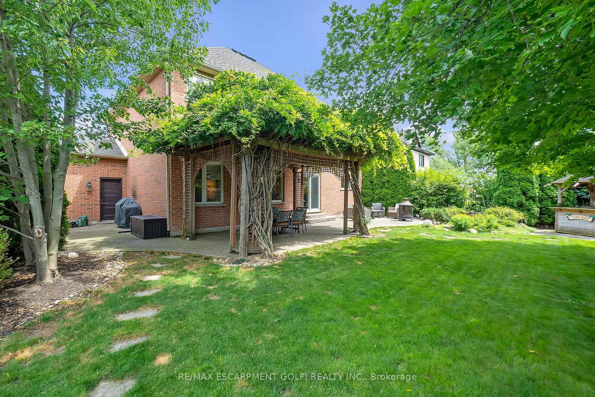 Photo 33 of 32 Mccollum Road, Hamilton, Winona Park — HOMEH