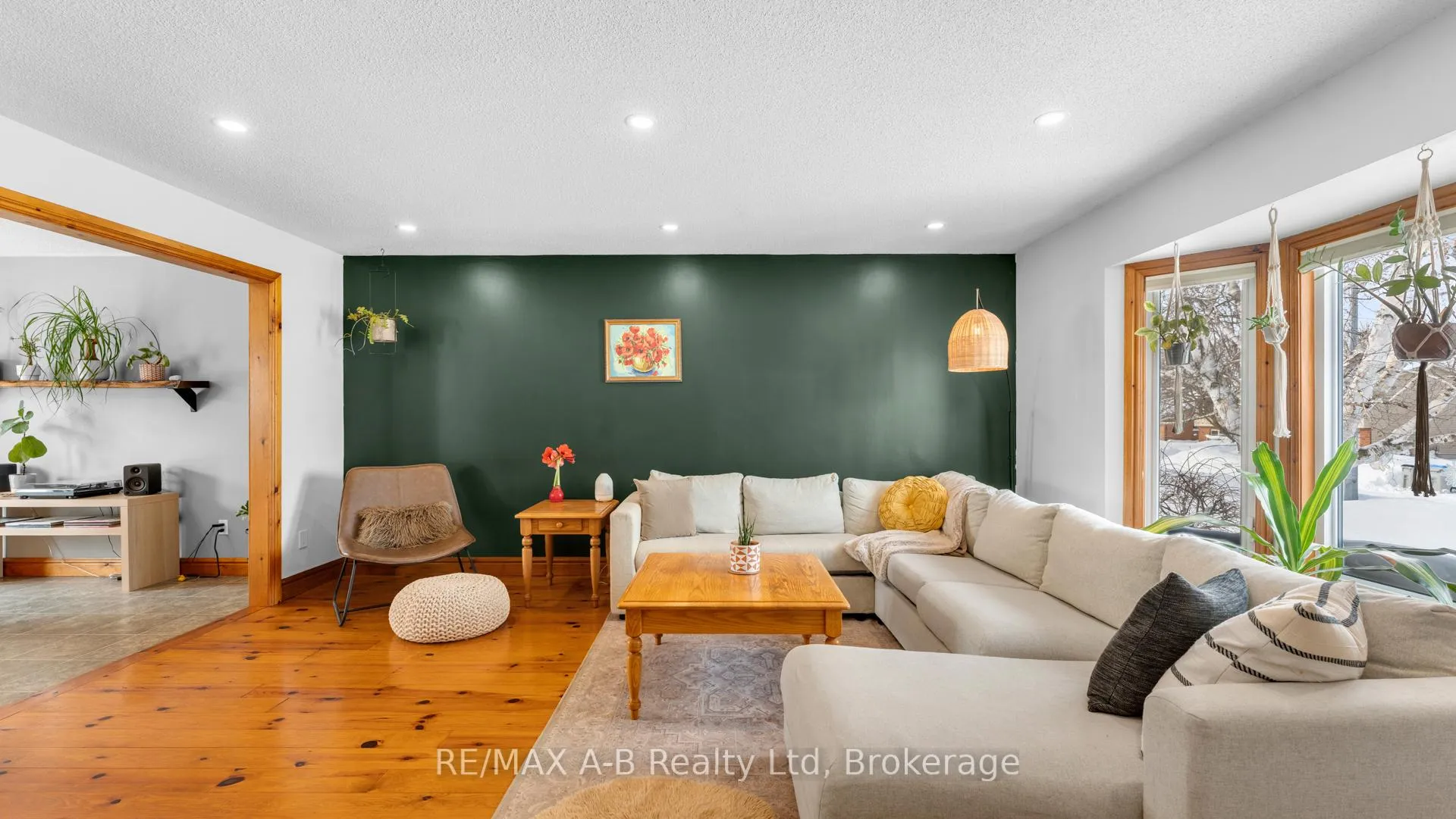 Photo 5 of 184 Henry Street, West Perth, Mitchell — HOMEH