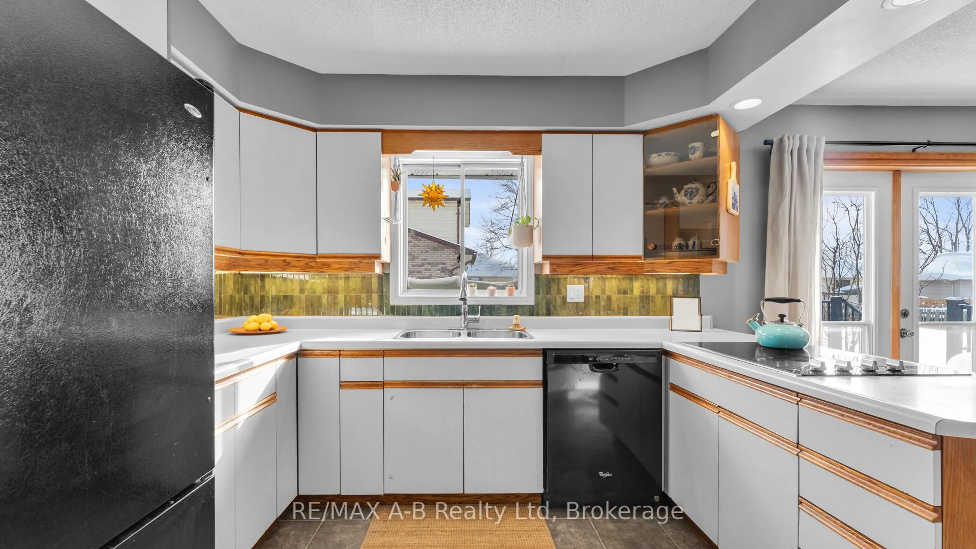 Photo 12 of 184 Henry Street, West Perth, Mitchell — HOMEH