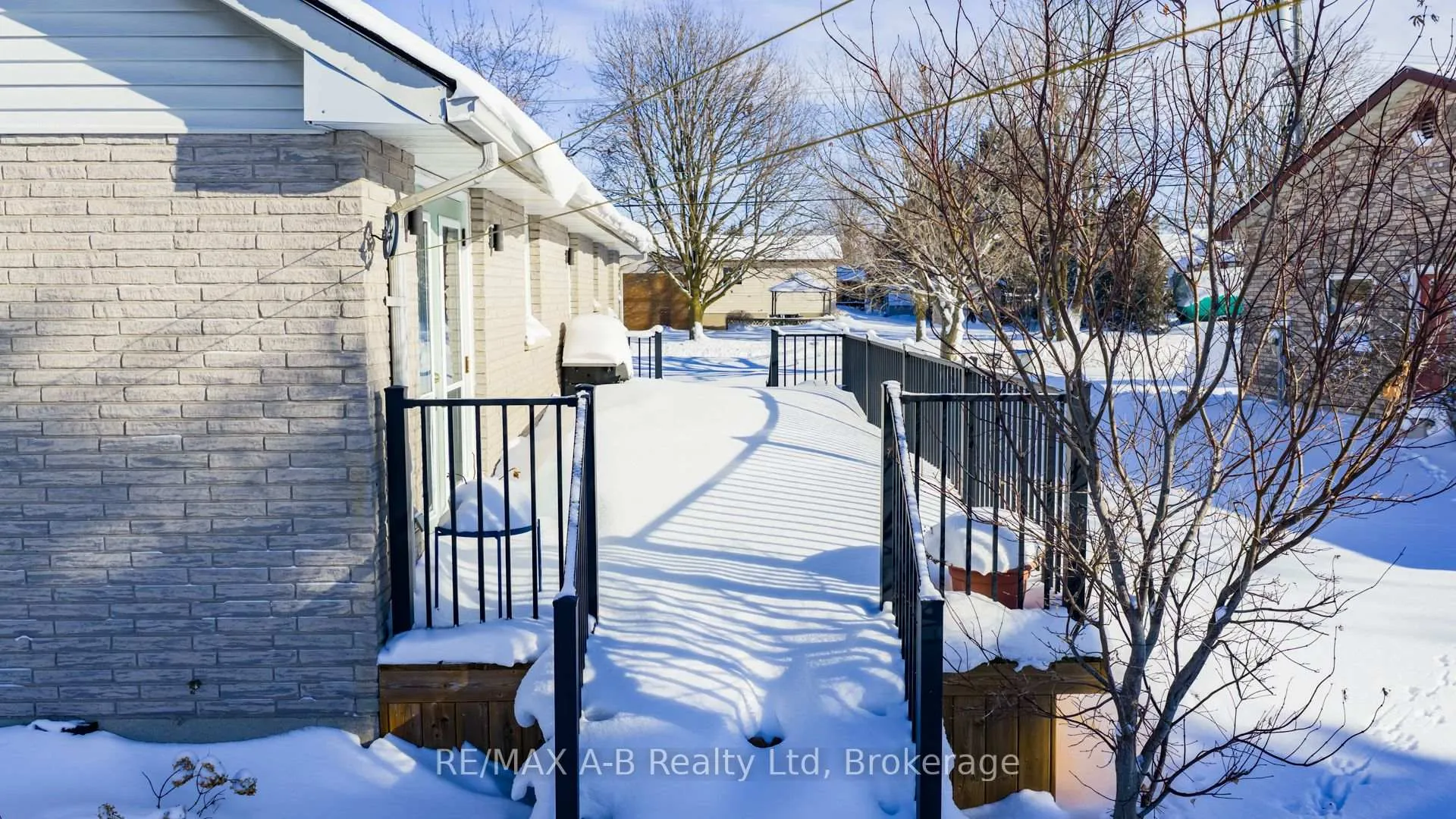 Photo 33 of 184 Henry Street, West Perth, Mitchell — HOMEH