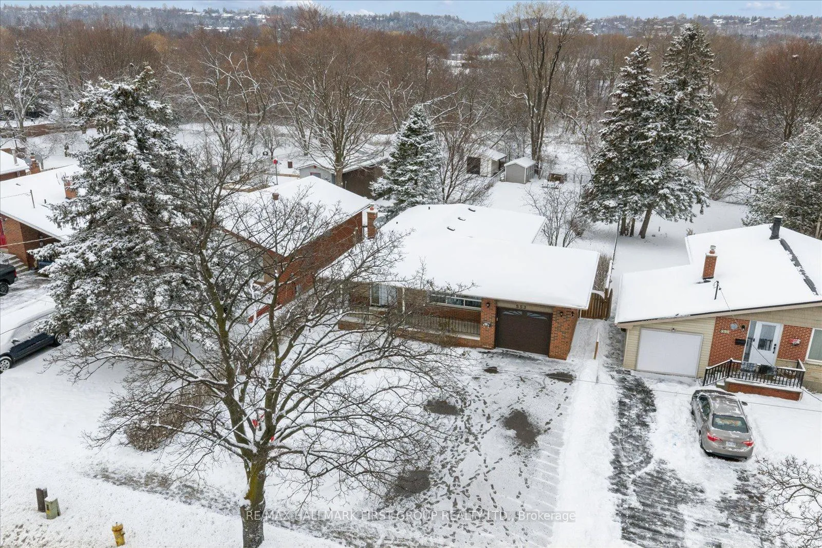Photo 1 of 553 Harmony Road S, Oshawa, Donevan — HOMEH